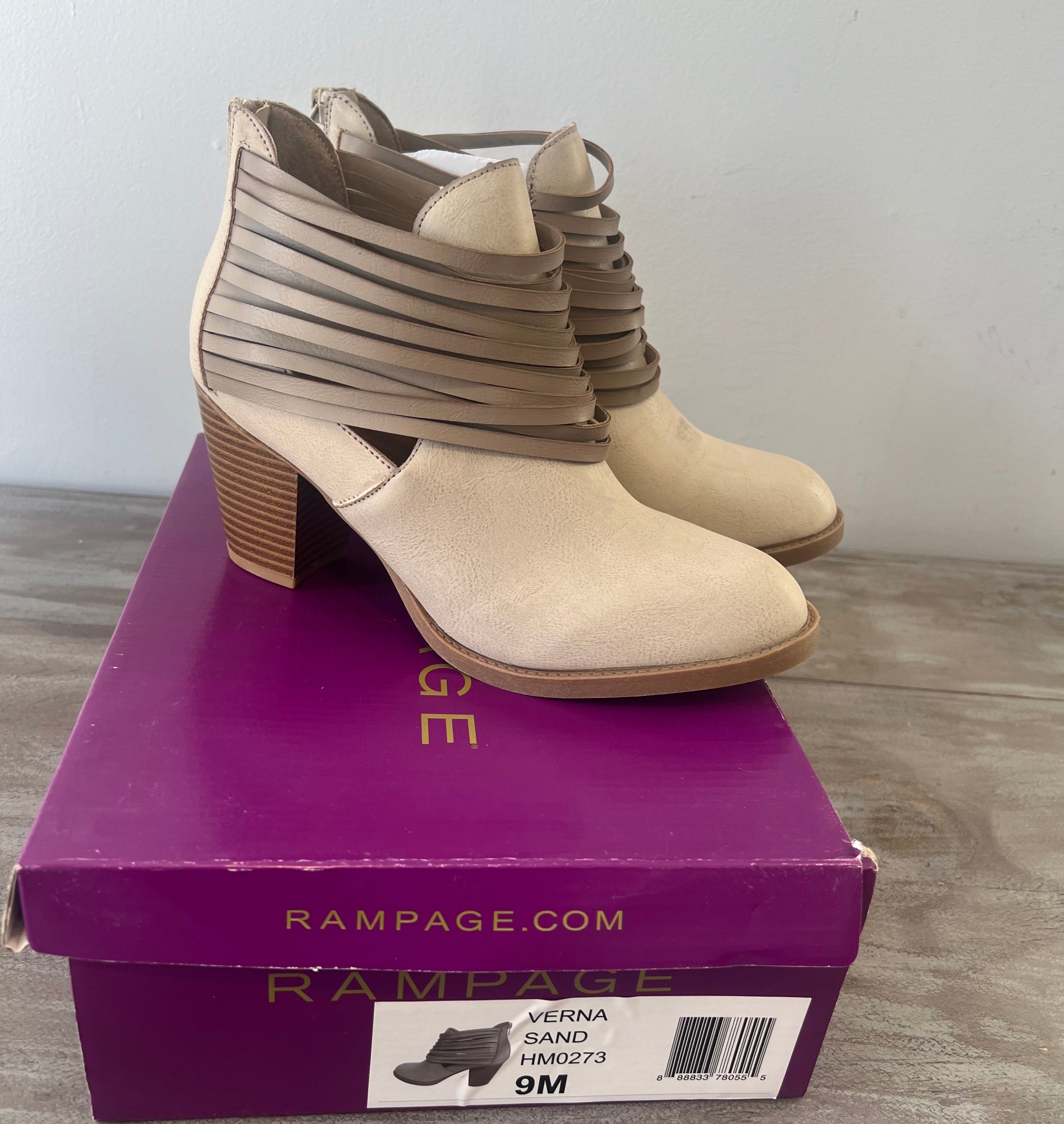 Rampage Brand Verna Sand Boots Size 9M
