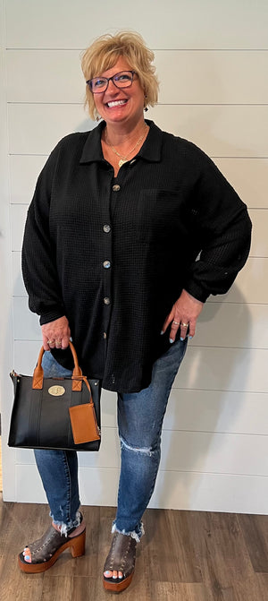 Black Light Weight Button Down Regular & Plus