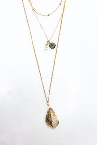 Feather 2-1 stone necklace